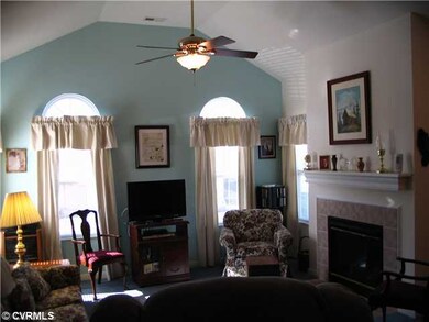 Living Room - Bright Living Room With Catherdral C