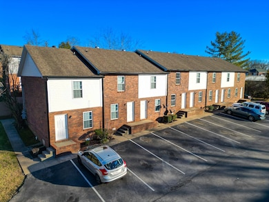 1660 Baltimore Dr unit 2, Clarksville, TN 37043 - photo 2