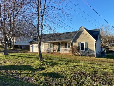 3006 Windsor Dr, Columbia, TN 38401 - photo 2