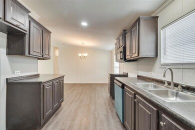 141 Private Road 2202, Decatur, TX 76234 - photo 7