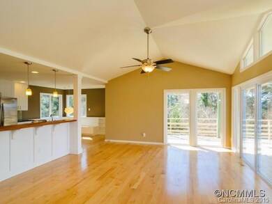 16 Cardinal Dr, Asheville, NC 28806 - photo 5