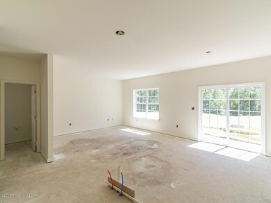 126 Player Court Dr, Drums, PA 18222 - photo 3