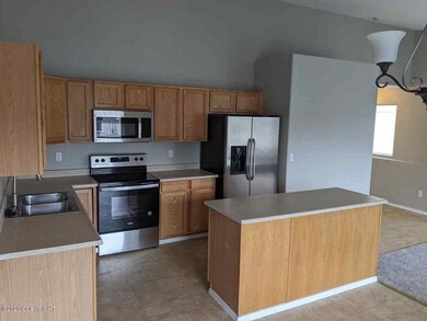 LnT - Kitchen