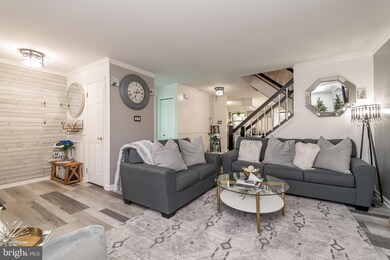 9339 Breamore Ct, Laurel, MD 20723 - photo 6