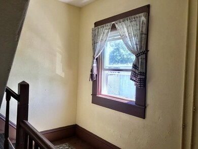 25 Colton St, Worcester, MA 01610 - photo 3