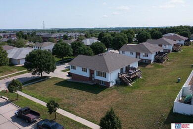 8601 & 8605 Delphinium Ln, Lincoln, NE 68505 - photo 6