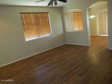 16647 N 169th Wood Flrs 002