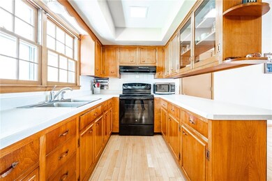 1302 Rocky Ford Rd, Columbus, IN 47203 - photo 7