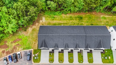 8849 Chapman Trace Way, Knoxville, TN 37920 - photo 2