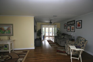 631 Matterhorn Rd, Jacksonville, FL 32216 - photo 3