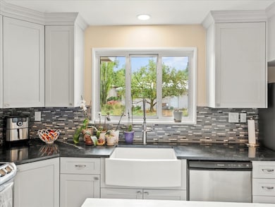 1071 Pinon Loop, Los Alamos, NM 87544 - photo 5