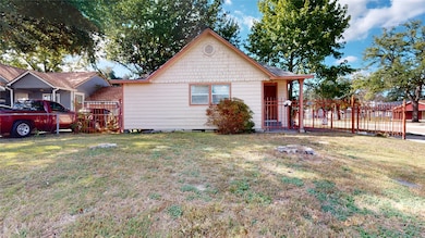 4725 Beggs St, Houston, TX 77009 - photo 2