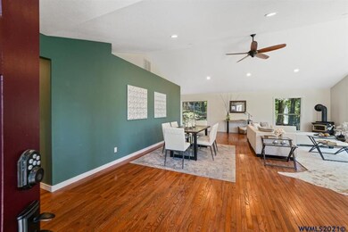 4052 Hidden Lake Dr NE, Silverton, OR 97381 - photo 2