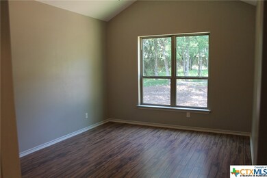 1008 Clyde St, San Marcos, TX 78666 - photo 5