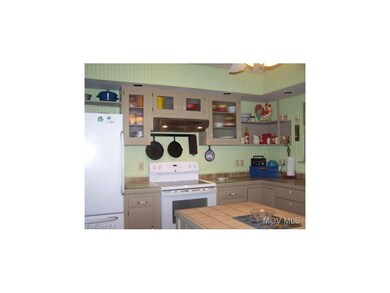 Spacious country kitchen