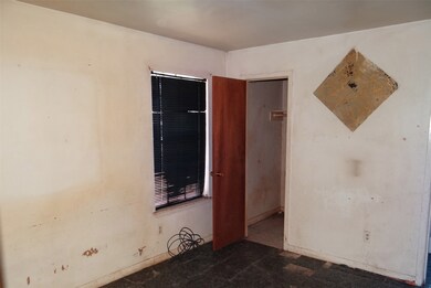 8215 Lawn St, Houston, TX 77088 - photo 5