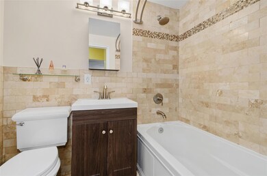 Park Briar unit 308, Forest Hills, NY 11375 - photo 5