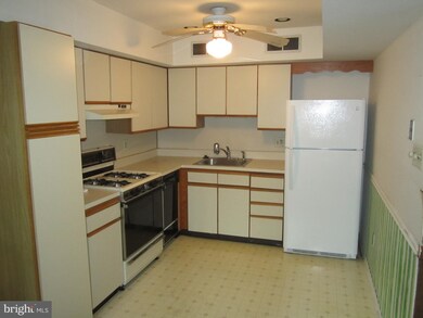 0 Hampton Crossing Condiminiums unit G, Southampton, PA 18966 - photo 6