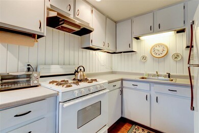 344 Waukeena Lake Rd, Danbury, NH 03230 - photo 6