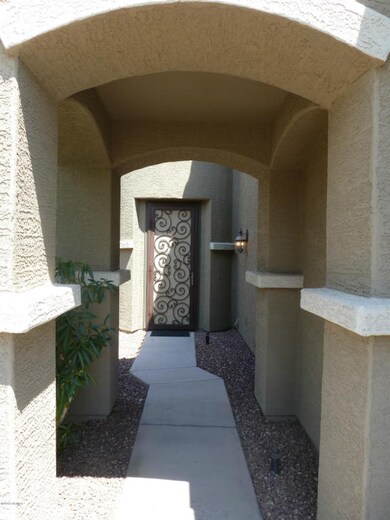 Exterior Spectacular Entry