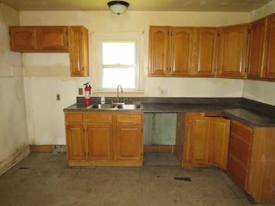 501 Adams St, West Newton, PA 15089 - photo 6