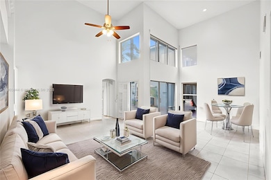 1046 Satinleaf St, Hollywood, FL 33019 - photo 3