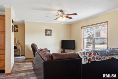 801 S Cass St, Virginia, IL 62691 - photo 5