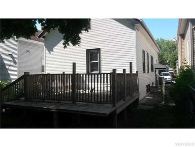 Deck.