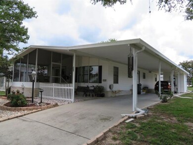 142 Jackson Park Ave, Davenport, FL 33897 - photo 4