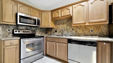 Kitchen (2)
