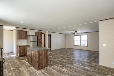 929 Nacogdoches River Dr, Granbury, TX 76048 - photo 6