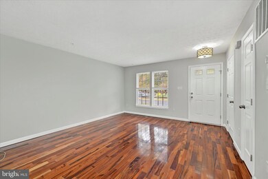2680 Rainy Spring Ct, Odenton, MD 21113 - photo 5