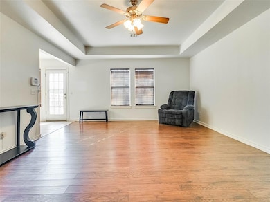 912 W Oak St, Stroud, OK 74079 - photo 6