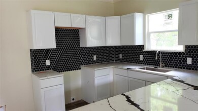 825 W Morgan St, Denison, TX 75020 - photo 2