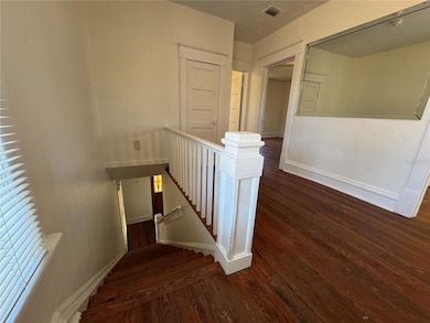 2nd Floor Landing