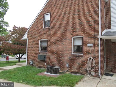 725 Darby Rd, Ridley Park, PA 19078 - photo 3