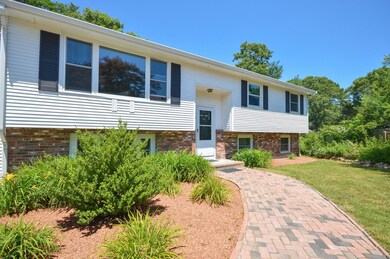 75 Jamie Ln, East Falmouth, MA 02536 - photo 4