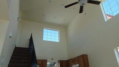 2413 Tremont Ave unit B, El Paso, TX 79930 - photo 6