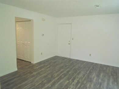 1002 Apache Dr unit 1, Collinsville, IL 62234 - photo 3