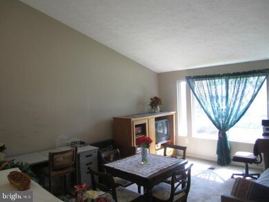 22200 Stablehouse Dr, Sterling, VA 20164 - photo 5