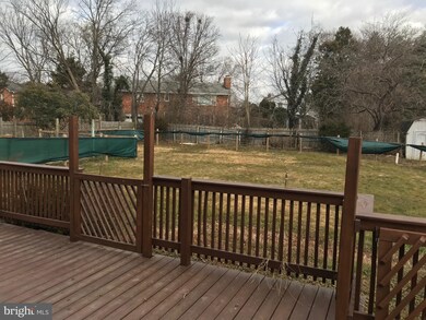 3219 Magnolia Ave, Falls Church, VA 22041 - photo 2