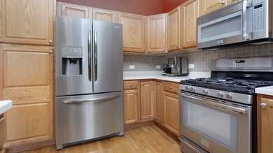 190 N Addison Ave, Elmhurst, IL 60126 - photo 3