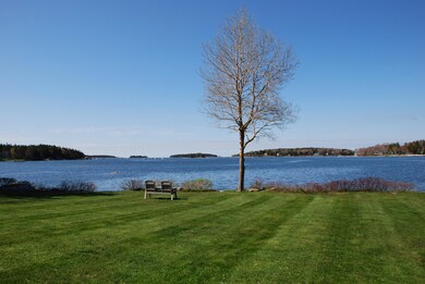 Best Water View_Lawn