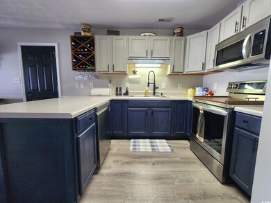 9883 Conifer Ln, Murrells Inlet, SC 29576 - photo 6