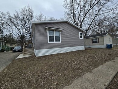 110 111th Square NE unit 140, Minneapolis, MN 55434 - photo 3