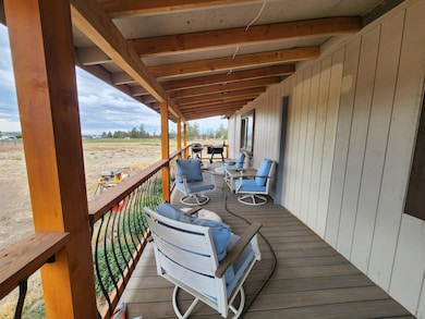 5663 SW Impala Ave, Redmond, OR 97756 - photo 2