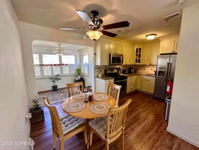 9 Nebraska Dr unit 12, Matawan, NJ 07747 - photo 4