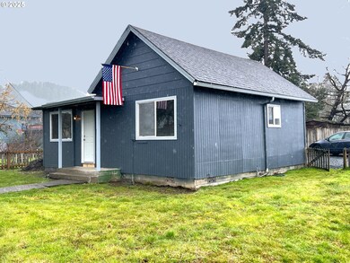 111 S 2nd St, Creswell, OR 97426 - photo 2