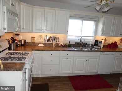 402 Highmeadow Rd, Reisterstown, MD 21136 - photo 7