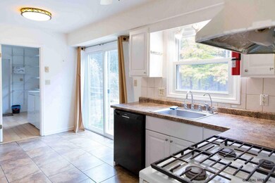 112 Wineberry Ln, Ballston Spa, NY 12020 - photo 7